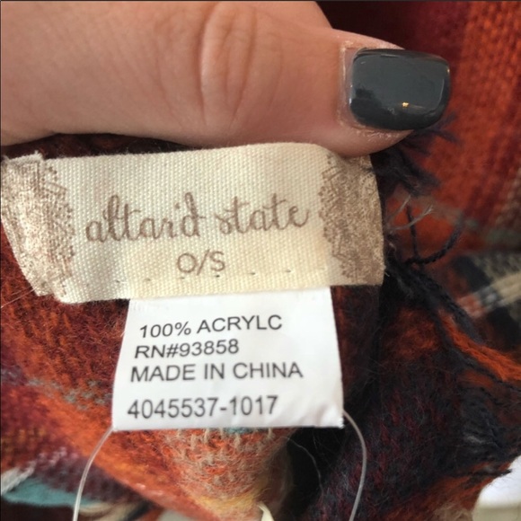 Altard state fall plaid scarf wrap new with tags - Picture 4 of 6